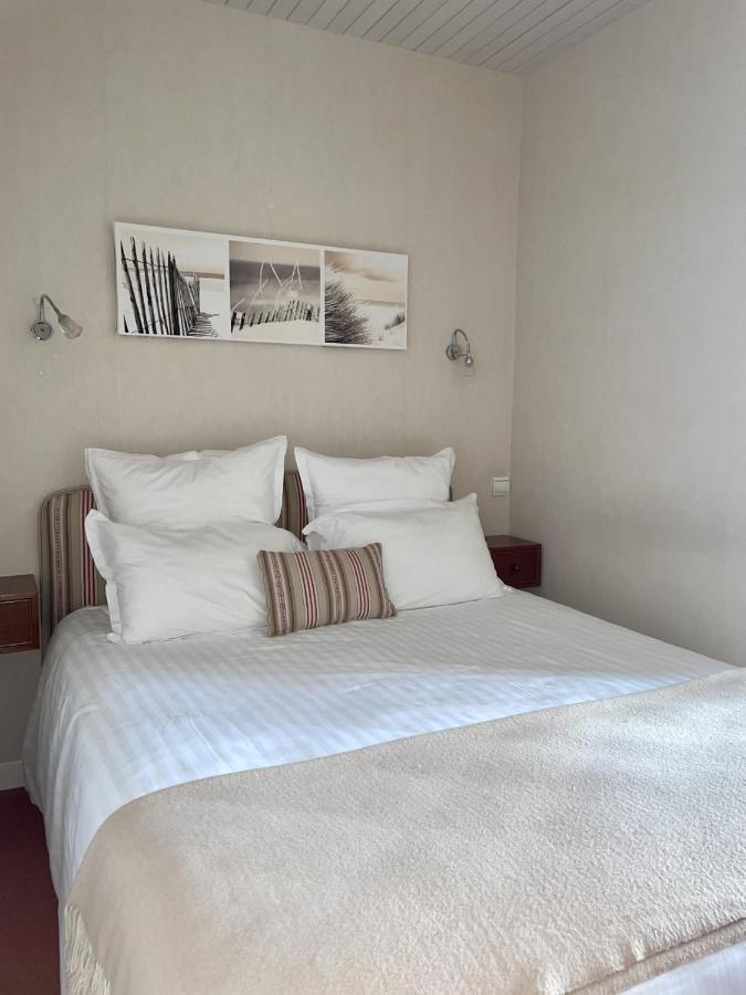 Hotel De La Pointe Du Grouin カンカル エクステリア 写真